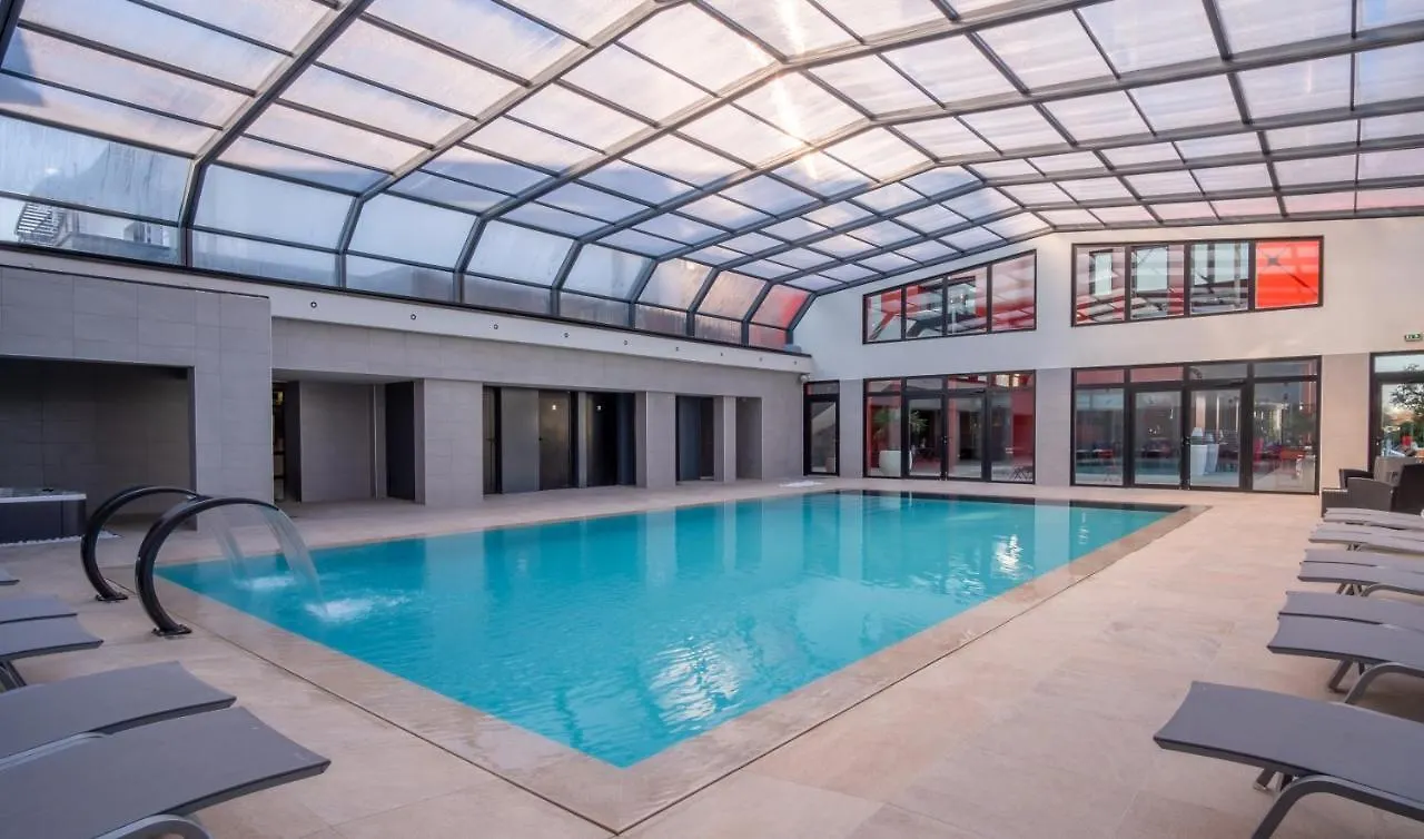 Kyriad Prestige Lyon Est - Saint Priest Eurexpo Hotel And Spa  Saint-Priest (Rhone)