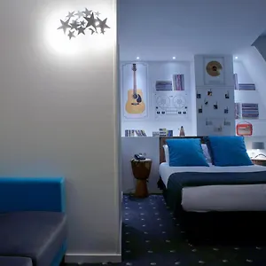 Du Triangle D'or 3* París